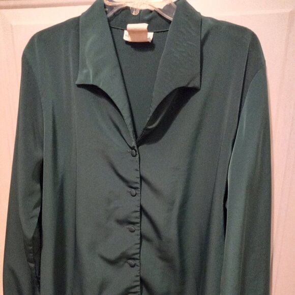 Willow Ridge Long Sleeve Hunter Green Top - Picture 1 of 7